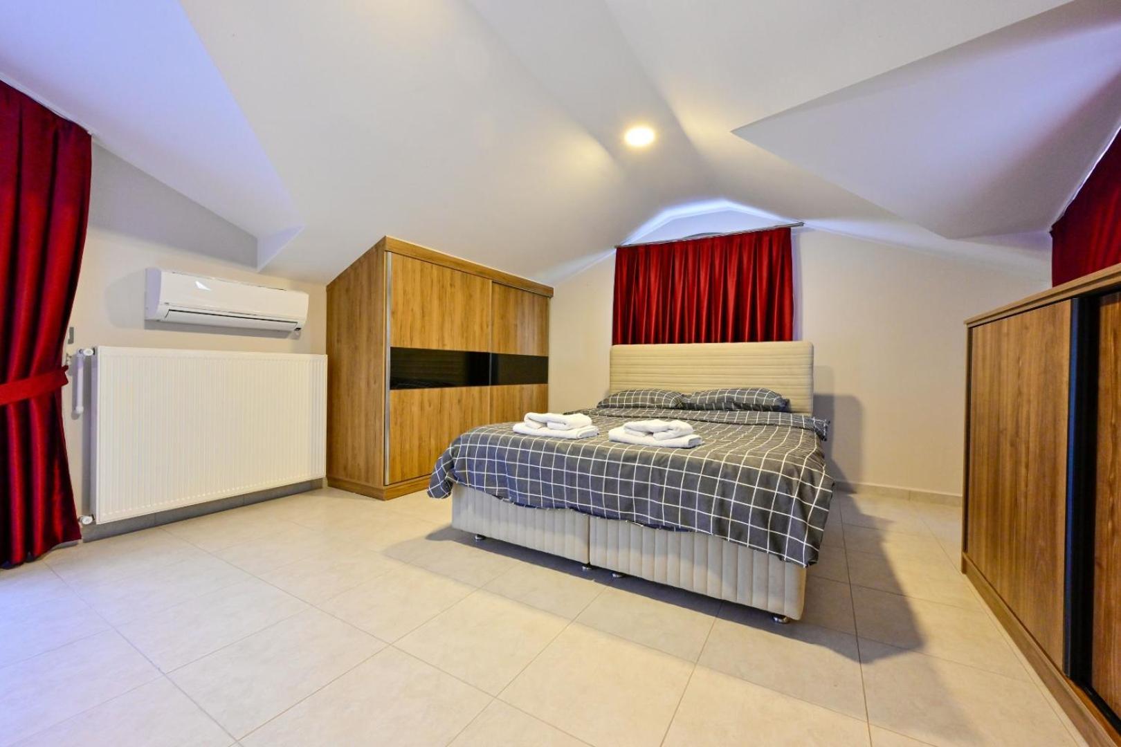 Lorenzo- 4 Bedroom Holiday Villa In Hisaronu Fethiye Dış mekan fotoğraf