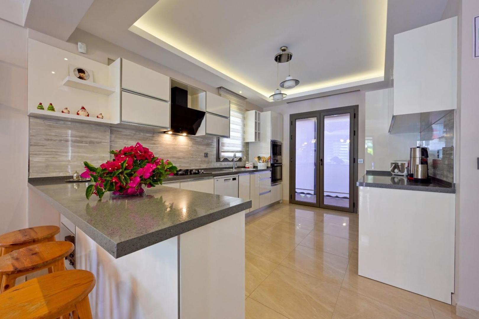 Lorenzo- 4 Bedroom Holiday Villa In Hisaronu Fethiye Dış mekan fotoğraf